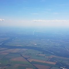 Flugwegposition um 13:31:38: Aufgenommen in der Nähe von Hódmezővásárhelyi, Ungarn in 2230 Meter